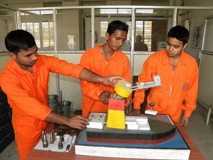 Seacom Engineering College Howrah College Labs photo 10